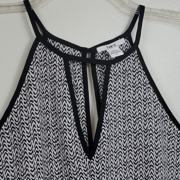Bar III Mochneck Keyhole Asymmetrical Top Size S - Picture 2 of 8